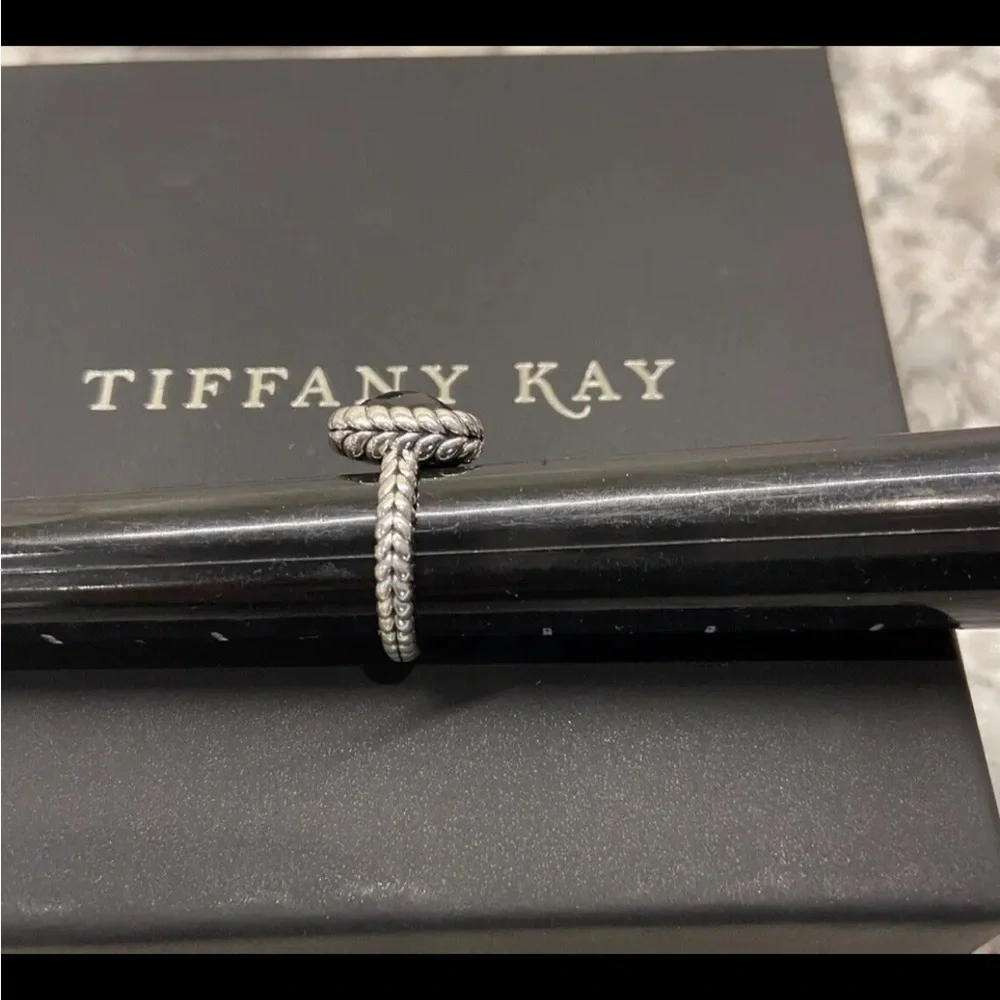Tiffany Kay Studio Sterling Silver Herringbone Black Onyx Ring - Size 6